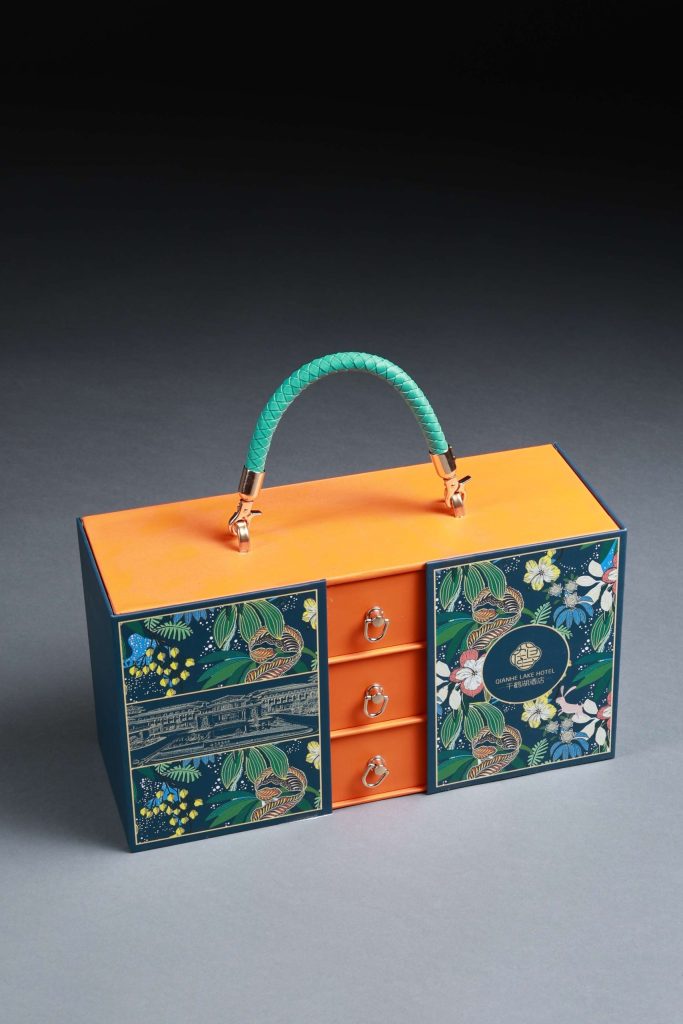 Orange-Floral-Patterned-Box